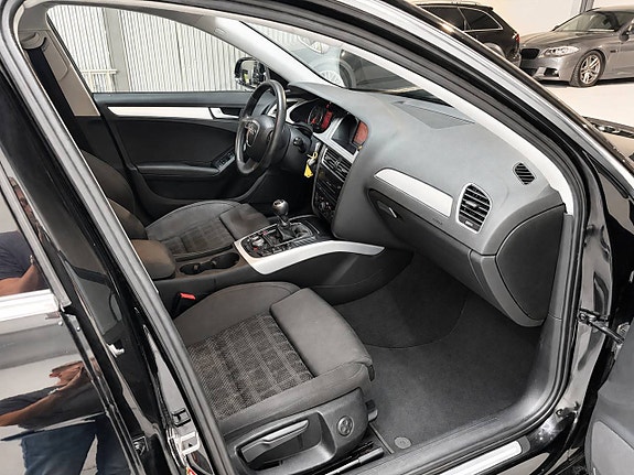 Audi A4 9 of 9