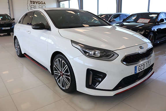 Kia ProCeed 5 of 28
