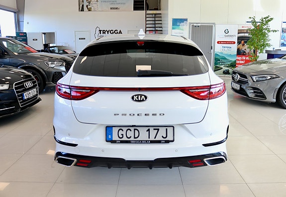 Kia ProCeed 3 of 28