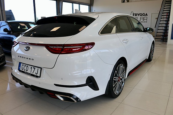 Kia ProCeed 9 of 28