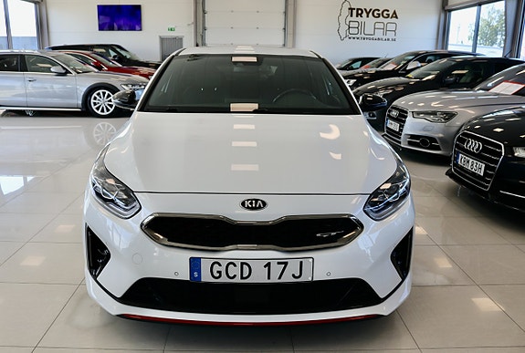 Kia ProCeed 2 of 28