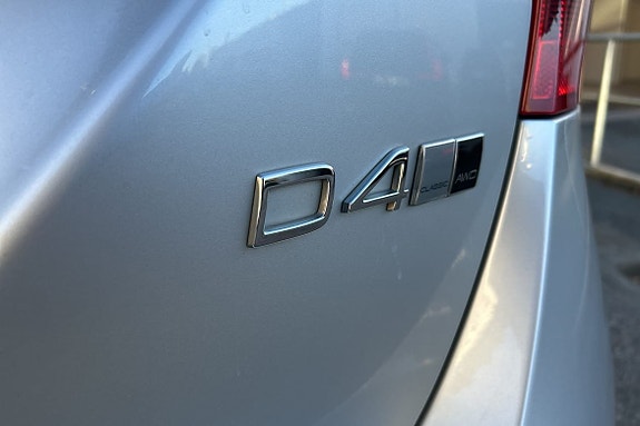Volvo V60 Cross Country 12 of 22
