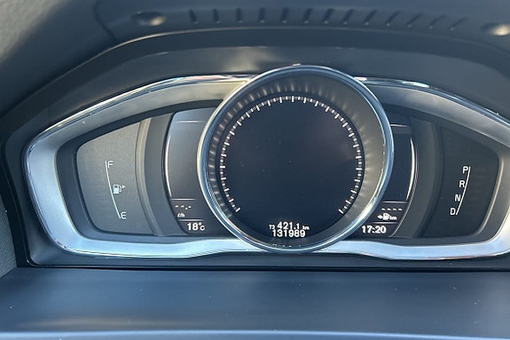 Volvo V60 Cross Country 16 of 22