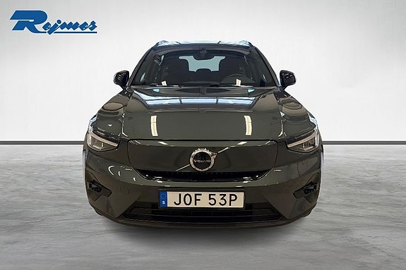 Volvo EX40 5 of 23