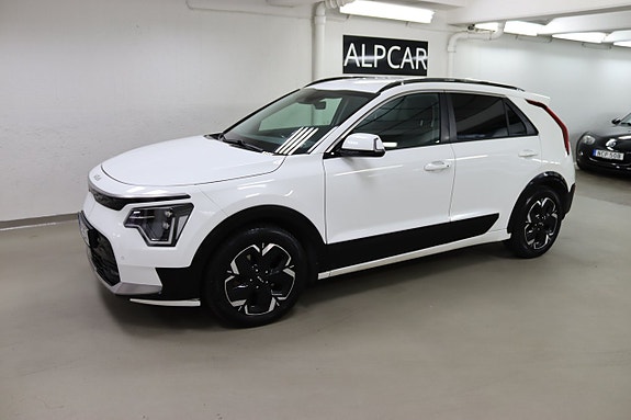 Kia Niro 2 of 18