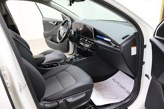 Kia Niro 11 of 18