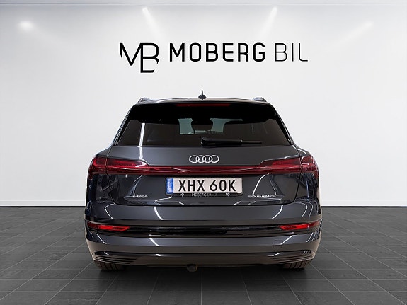 Audi e-tron 6 of 19