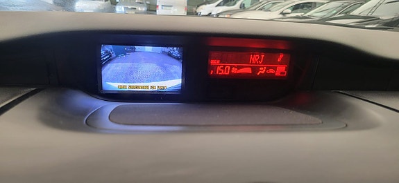 Mazda CX-7 12 of 18
