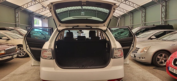 Mazda CX-7 13 of 18