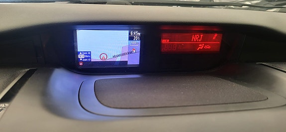 Mazda CX-7 11 of 18