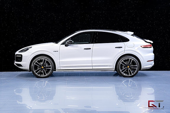 Porsche Cayenne 3 of 20