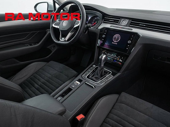 Volkswagen Passat 10 of 23