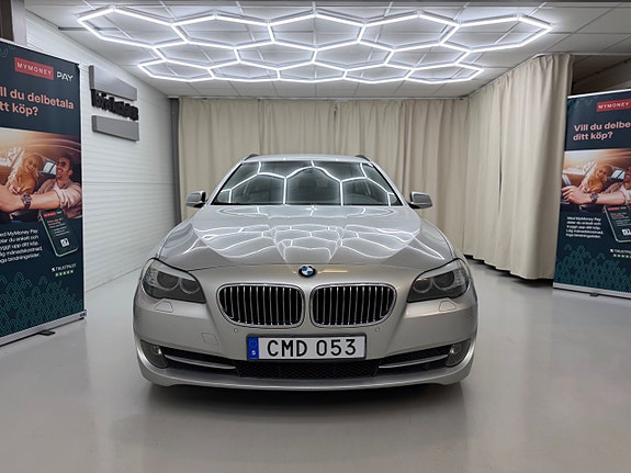 BMW 520d 2 of 28