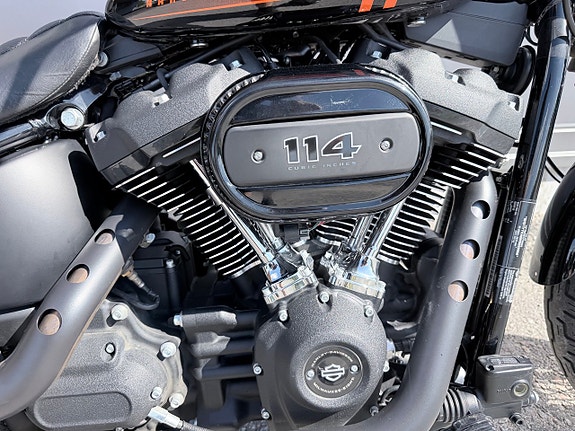 Harley-Davidson FXBBS Street bob 6 of 13