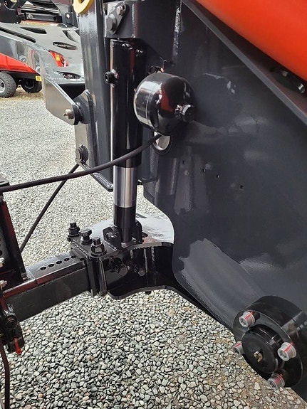 Kubota XTS 4 5 of 14