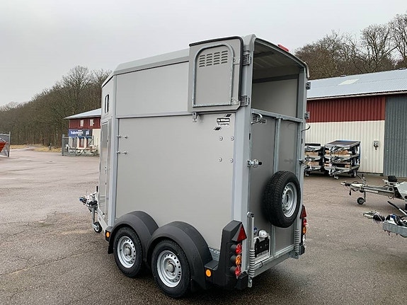 Ifor Williams HB403 3 of 10