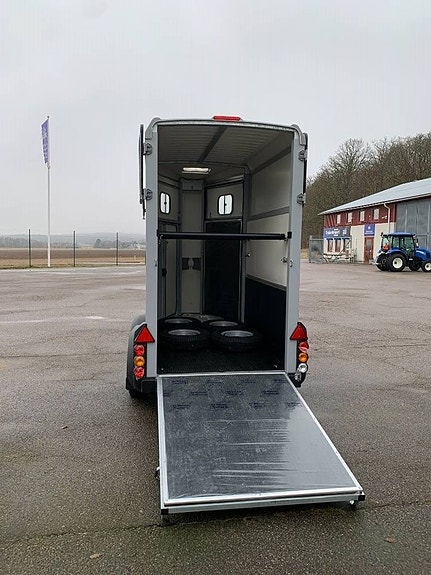Ifor Williams HB403 9 of 10