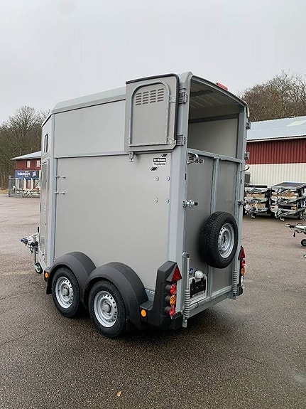 Ifor Williams HB403 10 of 10