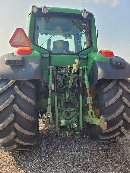 John Deere 6930 Premium AP 3 of 17