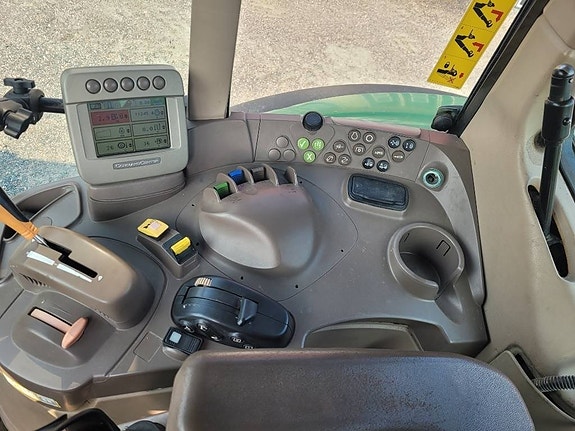John Deere 6930 Premium AP 6 of 17