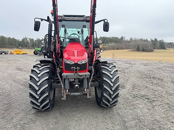 Massey Ferguson 5610 15 of 24