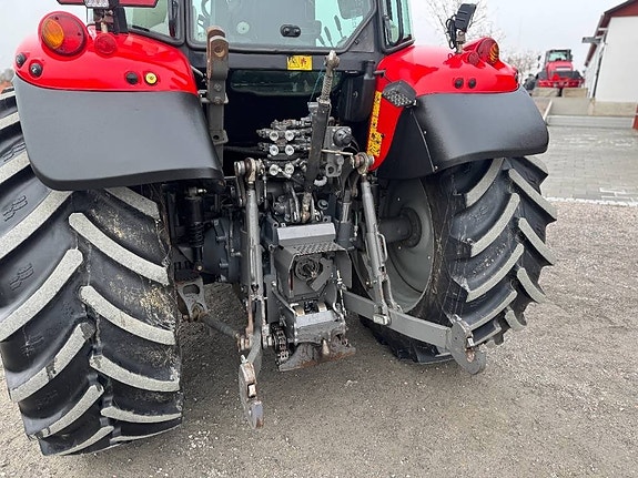 Massey Ferguson 5610 4 of 24