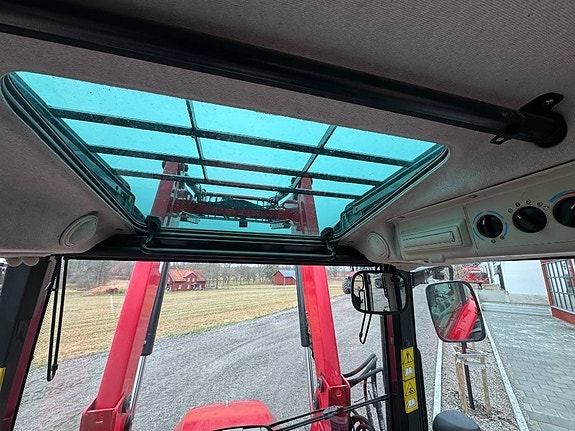 Massey Ferguson 5610 22 of 24