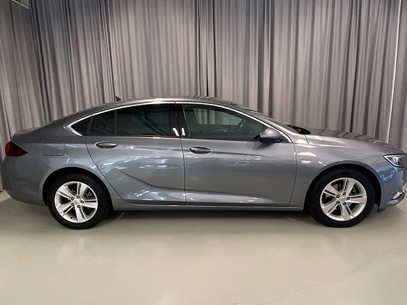 Opel Insignia 4 of 23