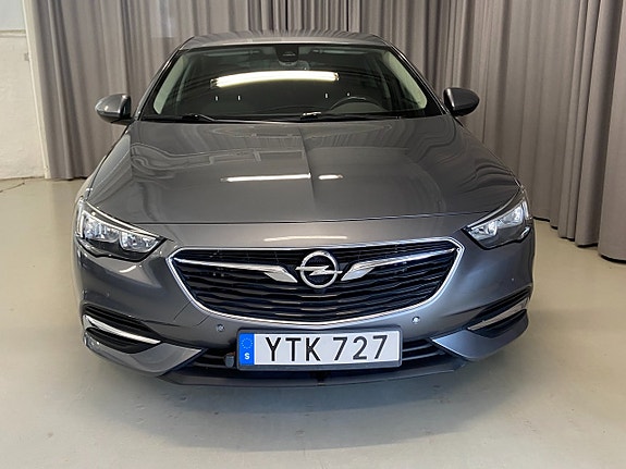 Opel Insignia 2 of 23