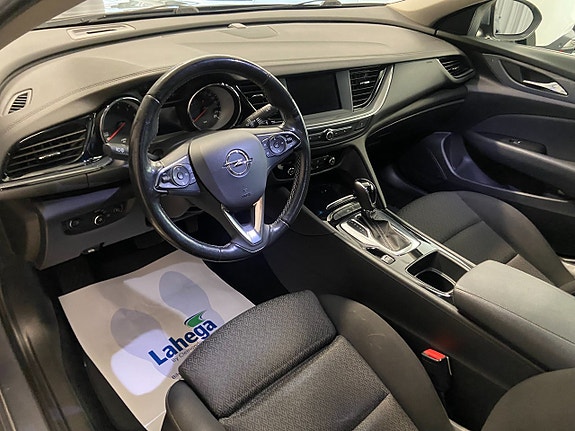 Opel Insignia 8 of 23