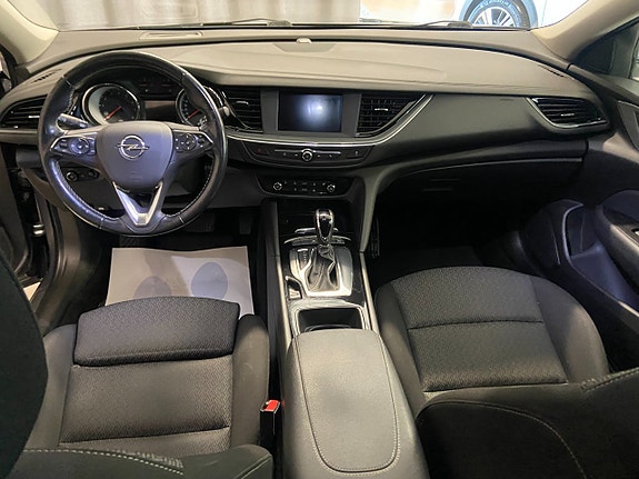 Opel Insignia 10 of 23