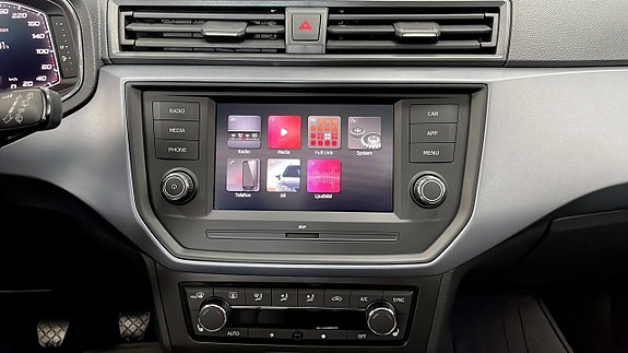 Seat Arona 9 of 13