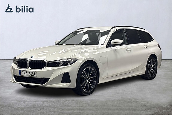 BMW 330e 3 of 13