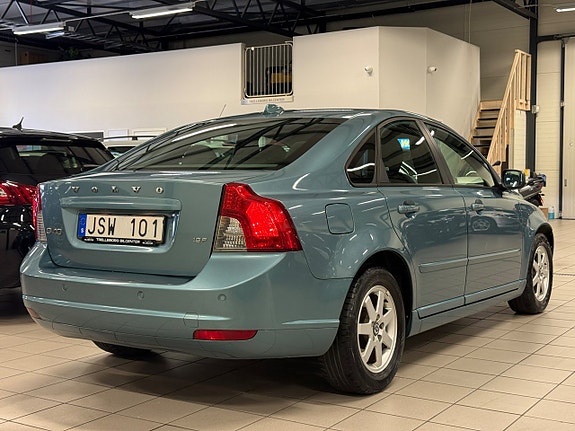 Volvo S40 10 of 25