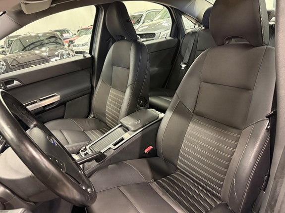 Volvo S40 13 of 25