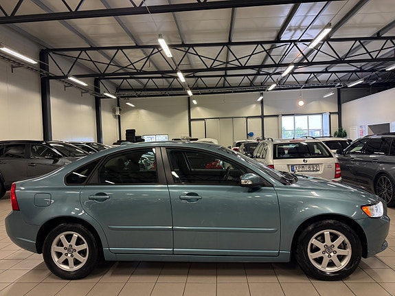 Volvo S40 11 of 25