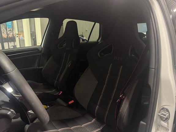 Volkswagen Golf I 10 of 17