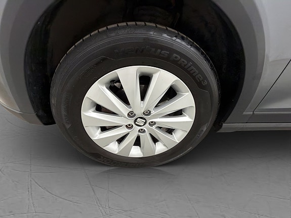 Seat Arona 26 of 29