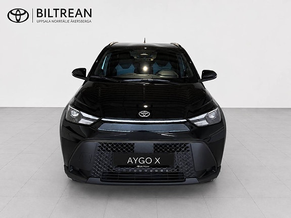 Toyota Aygo X 2 of 6