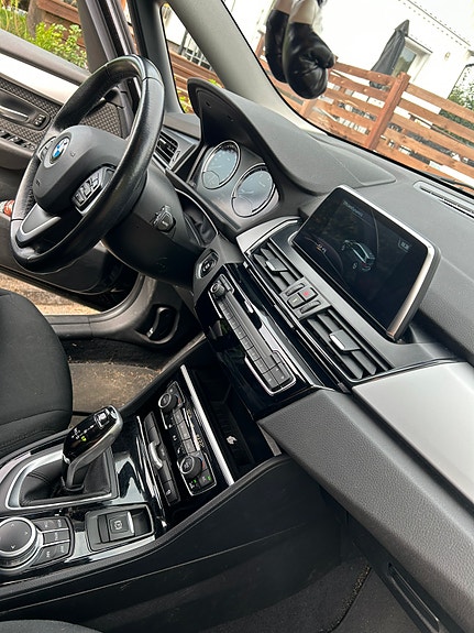 BMW 220d 4 of 4