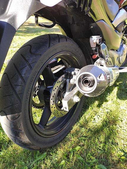 Suzuki SUZUKI GW250 7 of 11