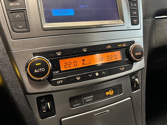 Toyota Avensis 16 of 18