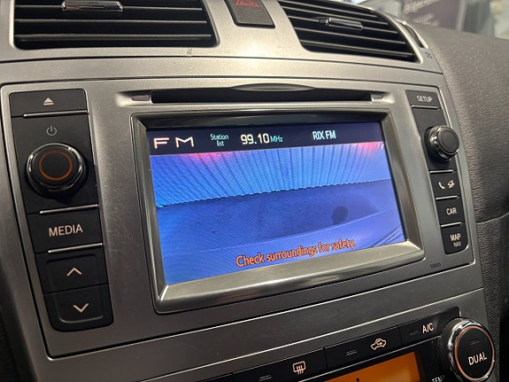 Toyota Avensis 13 of 18