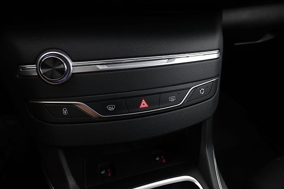 Peugeot 308 SW 23 of 30