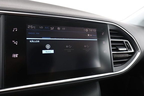 Peugeot 308 SW 22 of 30