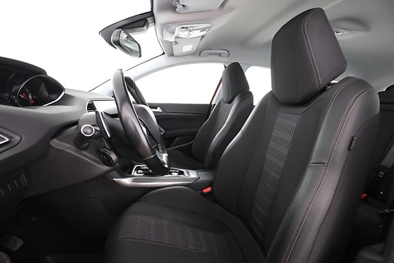Peugeot 308 SW 11 of 30