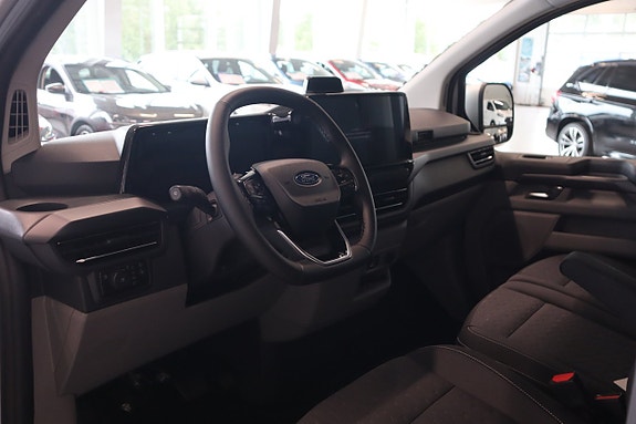 Ford Custom Tourneo 6 of 17