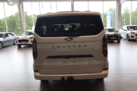 Ford Custom Tourneo 4 of 17