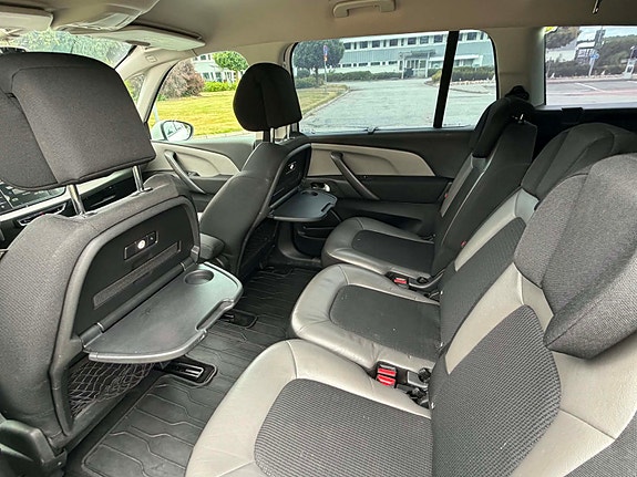 Citroen Grand C4 Picasso 7 of 8
