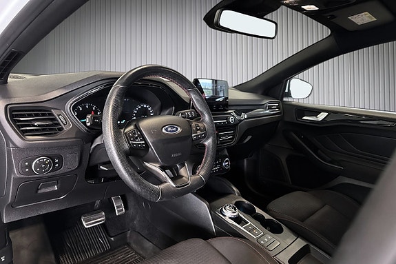 Ford Focus 9 of 20